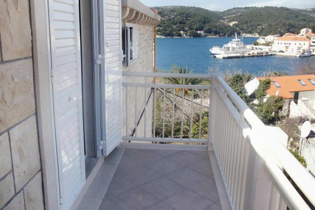 Apartments By The Sea Sumartin, Brac - 5620 Екстер'єр фото
